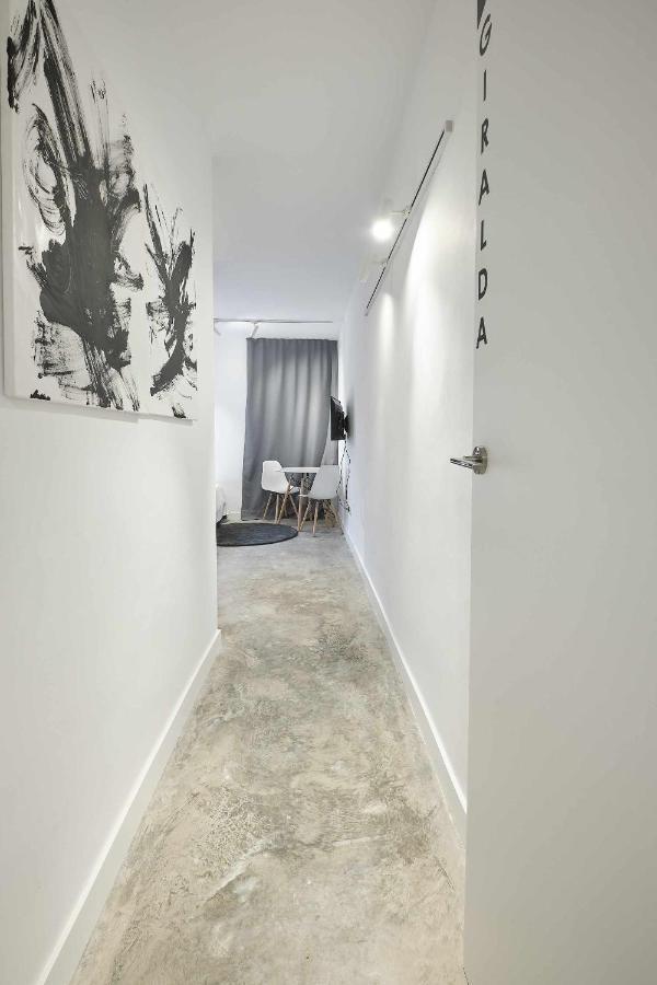 Appartement Giralda Modern & Luxury à Séville Extérieur photo
